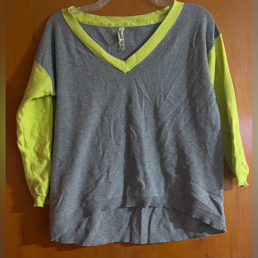 Aeropostale Gray Sweater with Neon Yellow Trim